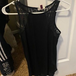 Blank tank laced back